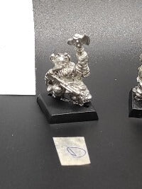 (1) Dwarf Commander Warhammer Fantasy Miniatures -1097-