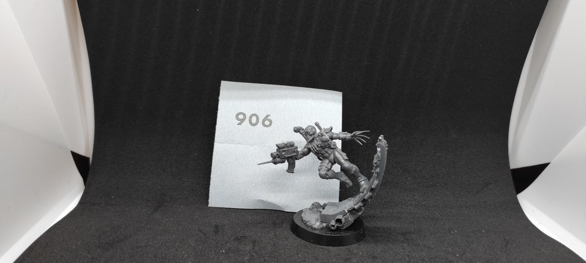 (1) Eversor Assassin Imperial Agents Warhammer 40k -2255-