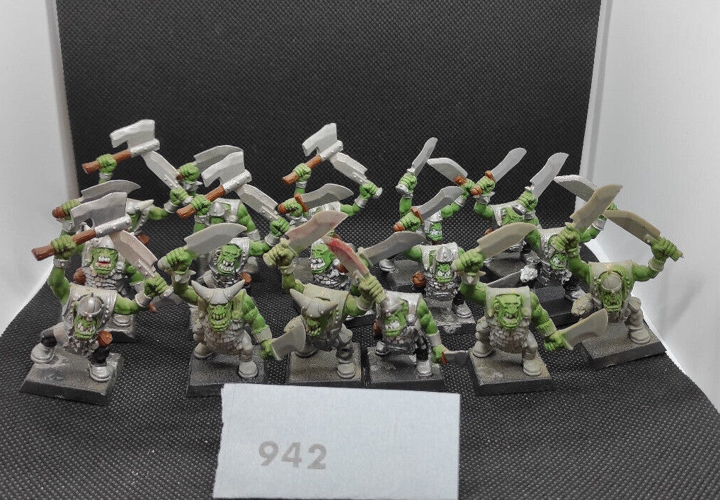 (16) Orcs Boys Boyz Orcs & Goblins Warhammer Fantasy Miniatures -1585-