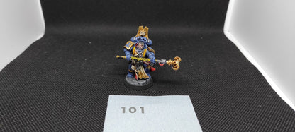 (1) Space Marine Librarian Ultramarines Space Marines Warhammer 40k -2426-
