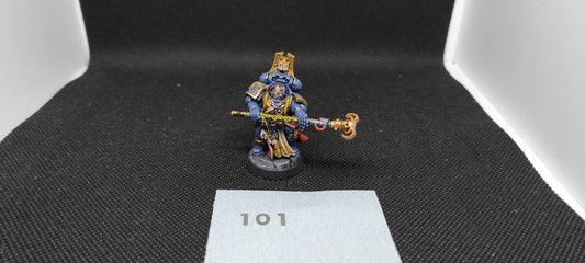 (1) Space Marine Librarian Ultramarines Space Marines Warhammer 40k -2426-