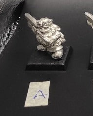 (1) Dwarf Clansmen Axe Warhammer Fantasy Miniatures -1100-