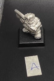 (1) Dwarf Clansmen Axe Warhammer Fantasy Miniatures -1100-