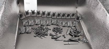 (12) Chaos Warriors Warhammer Fantasy Miniatures -2473-