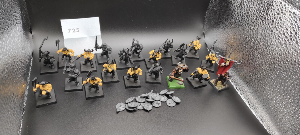 (20) Chaos Marauders Warriors of Chaos Warhammer Fantasy Miniatures -2476-