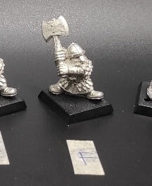 (1) Dwarf Clansmen Axe Warhammer Fantasy Miniatures -1105-