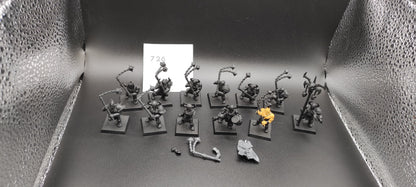 (12) Chaos Marauders Warriors of Chaos Warhammer Fantasy Miniatures -2477-