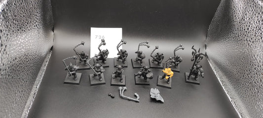 (12) Chaos Marauders Warriors of Chaos Warhammer Fantasy Miniatures -2477-