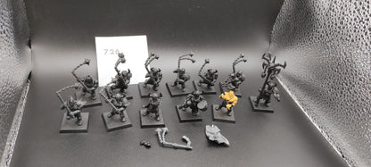 (12) Chaos Marauders Warriors of Chaos Warhammer Fantasy Miniatures -2477-