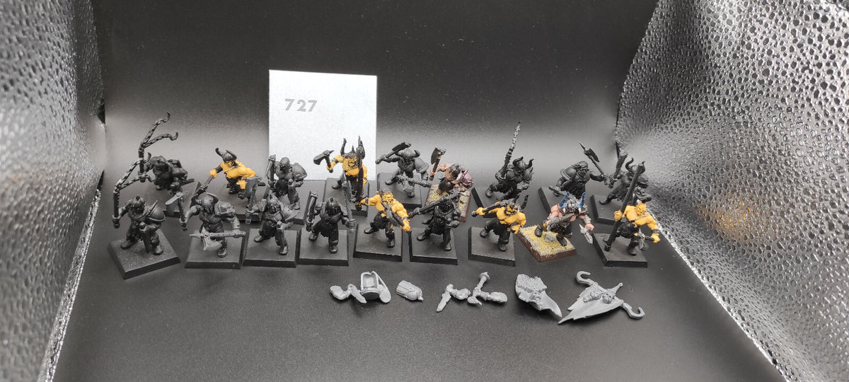 (18) Chaos Marauders Warriors of Chaos Warhammer Fantasy Miniatures -2478-