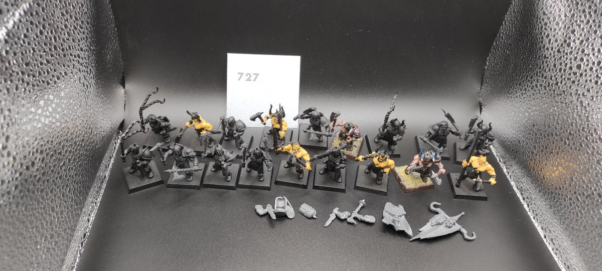 (18) Chaos Marauders Warriors of Chaos Warhammer Fantasy Miniatures -2478-