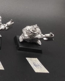 (1) Dwarf Clansmen Axe Warhammer Fantasy Miniatures -1107-