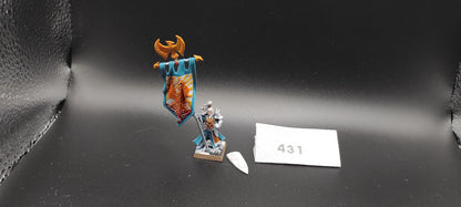 (1) Elven Prince Standard Bearer High Elves Warhammer Fantasy Miniatures -2333-