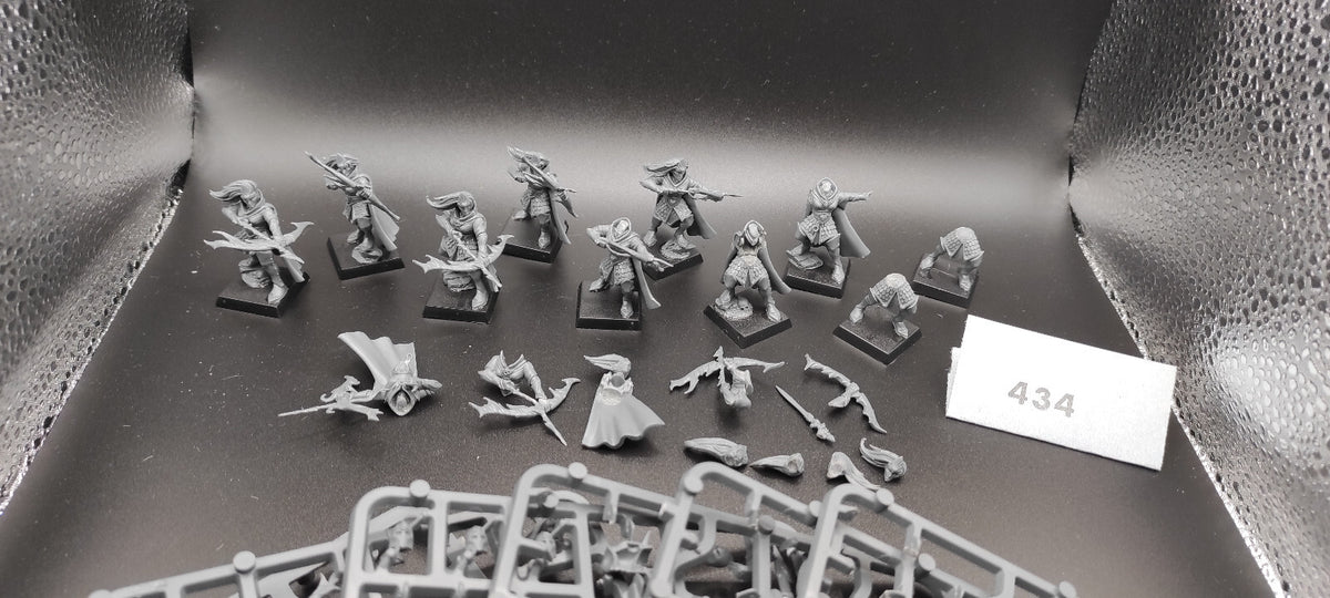 (10) Sisters of Avelorn High Elves Warhammer Fantasy Miniatures -2334-