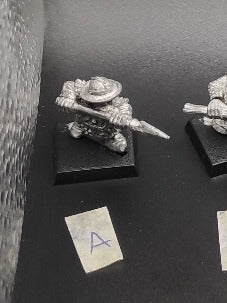 (1) Dwarf with Spear Warhammer Fantasy Miniatures -1116-