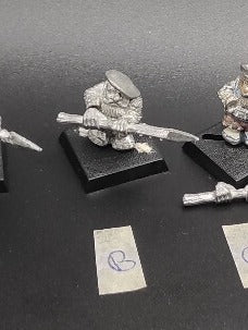 (1) Dwarf with Spear Warhammer Fantasy Miniatures -1117-
