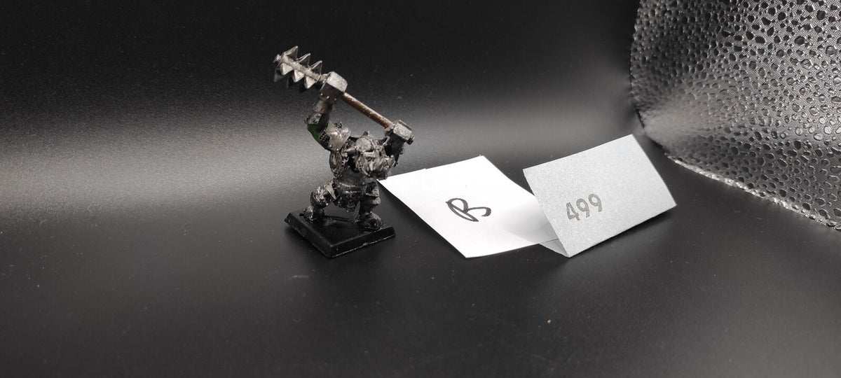 (1) Black Orc METAL Orcs & Goblins Warhammer Fantasy Miniatures -1594-
