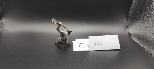 (1) Black Orc METAL Orcs & Goblins Warhammer Fantasy Miniatures -1597-