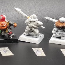 (1) Dwarf with Spear Warhammer Fantasy Miniatures -1122-
