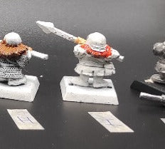 (1) Dwarf with Spear Warhammer Fantasy Miniatures -1124-