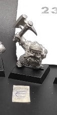 (1) Dwarf Iron Breakers Warhammer Fantasy Miniatures -1137-