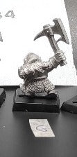 (1) Dwarf Iron Breakers Warhammer Fantasy Miniatures -1139-