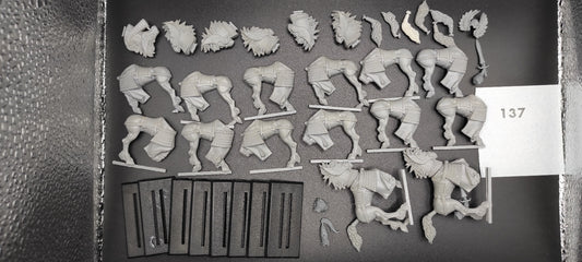 (8) Silver Helms High Elves Warhammer Fantasy Miniatures -2367-