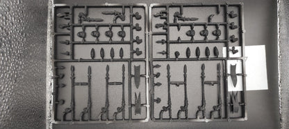 (8) Silver Helms High Elves Warhammer Fantasy Miniatures -2367-