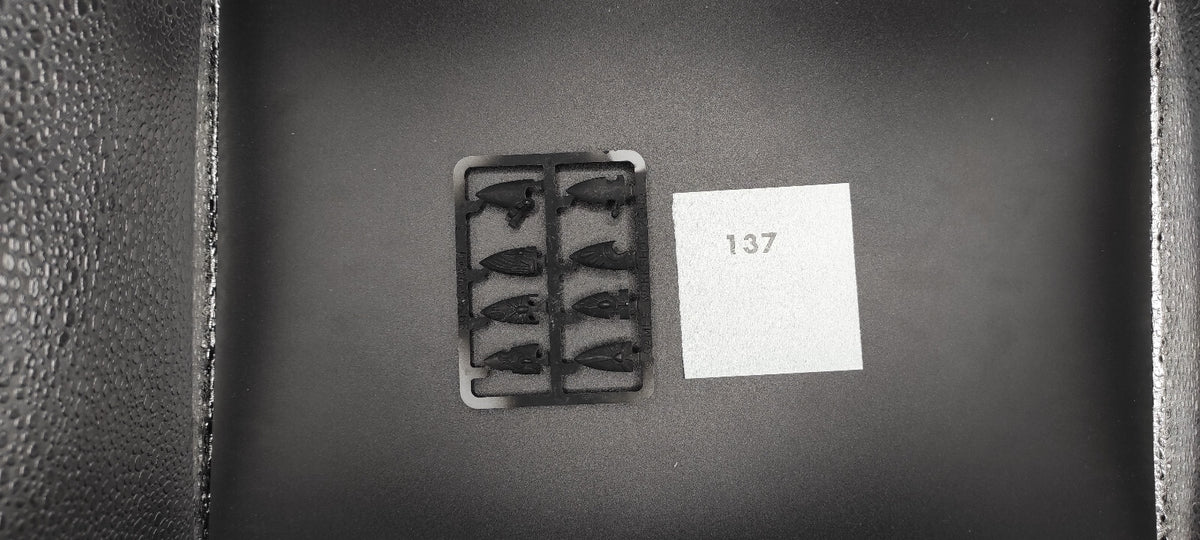 (8) Silver Helms High Elves Warhammer Fantasy Miniatures -2367-