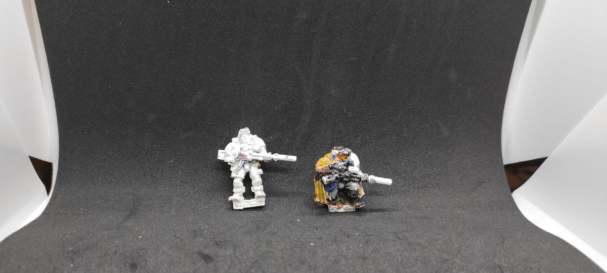 (2) Metal OOP Scouts Sniper Rifle Space Marines Warhammer 40k -2279-