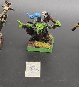 (1) Goblin Shaman Orcs & Goblins Warhammer Fantasy Miniatures -1615-
