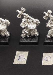 (1) Dwarf Hammerers Warhammer Fantasy Miniatures -1156-