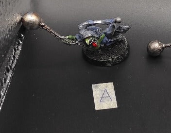 (1) Goblin Fanatic Metal Orcs & Goblins Warhammer Fantasy Miniatures -1623-