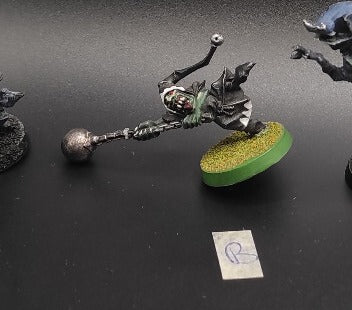 (1) Goblin Fanatic Metal Orcs & Goblins Warhammer Fantasy Miniatures -1624-