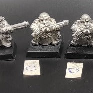 (1) Dwarf Thunderers Warhammer Fantasy Miniatures -1180-