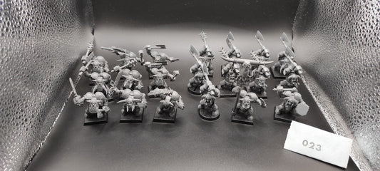 (20) Black Orcs Mob Orcs & Goblins Warhammer Fantasy Miniatures -1651-