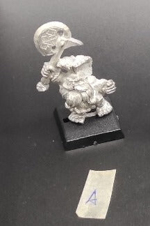 (1) Dwarf Giant Slayer Warhammer Fantasy Miniatures -1211-