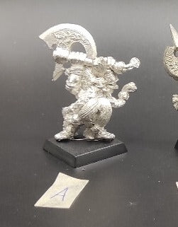 (1) Dwarf Dragon Slayer Warhammer Fantasy Miniatures -1219-