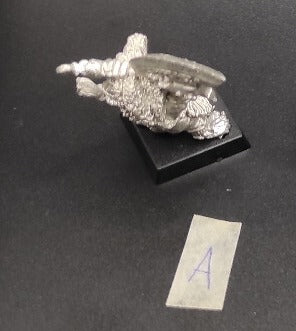 (1) Dwarf Dragon Slayer Warhammer Fantasy Miniatures -1219-