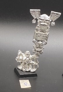(1) Dwarf Standard Bearer Limited 2000 Army Box Warhammer Fantasy Miniatures -1244-