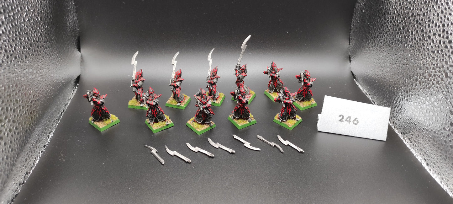 reserved egco-50 Warhammer Fantasy WHFB Dark Elves LOT GROUP 3: Executioners reserved egco-50