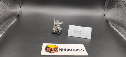(1) High Elves Mage Metal Warhammer Fantasy Miniatures -082-