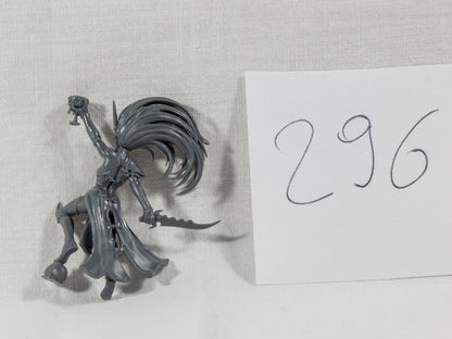 (1) Dark Elves Hag Queen - Daughters Khaine Warhammer Fantasy Miniatures -1002-