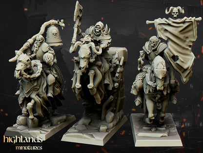 Undead Dark Knight - Highlands Miniatures (5)