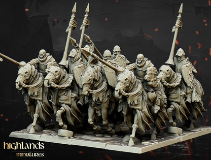 Undead Dark Knight - Highlands Miniatures (5)
