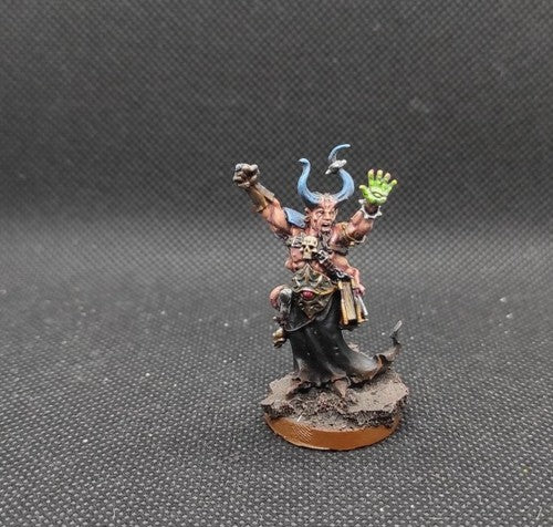 (1) Limited Games Day Sorcerer Pro-Painted LP Chaos Space Marines Warhammer 40k -2206-