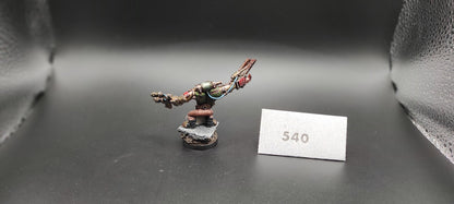 (1) Mad Doc Grotsnik, Da Painboss FINECAST Orks Warhammer 40k -2501-