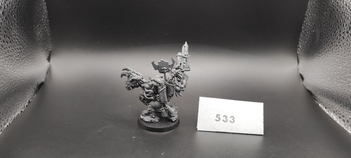 (1) Ork Warboss Warhammer 40k -2494-