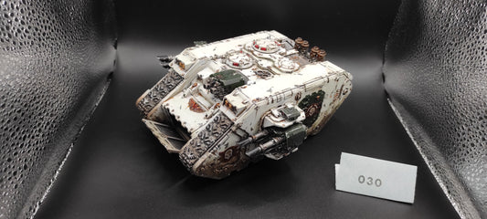 (1) Space Marine Land Raider Painted 30k DG Warhammer 40k -2222-
