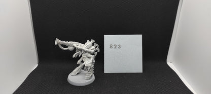 (1) Tyranids OOP Metal Warrior Warhammer 40k -1693-